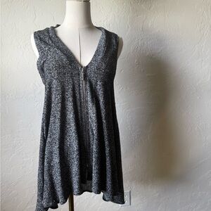 Comfy USA Gray Sleeveless Cardigan